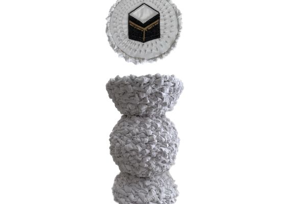 Title: Gradual Appearance  Size: 25x43 cm Medium: Embroidery on fabric